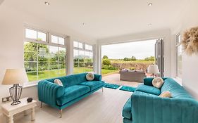 4 Bed In Bamburgh Oc-Gd0268